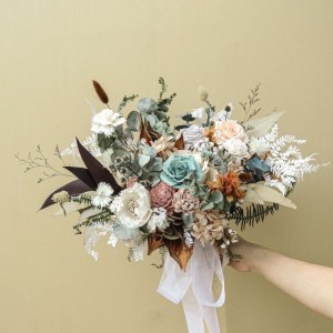 【遇見恆久】溫柔森林系經典款永生玫瑰捧花 共2款